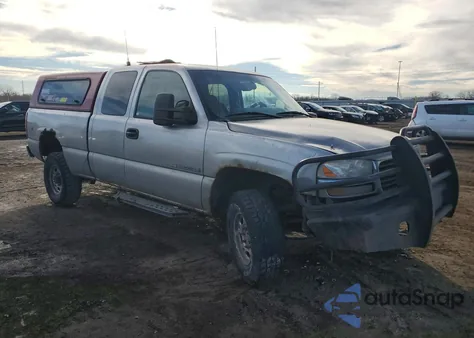 2004 GMC Sierra K2500 Heavy Duty из США, поврежденный, VIN 1GTHK29U24E324672